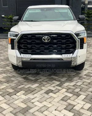 Toyota Tundra Limited Double Cab 6.5' Bed 2024 Off white