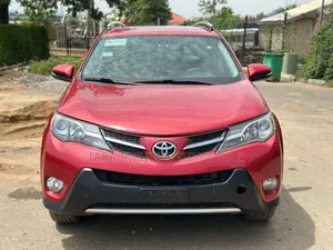 Toyota RAV4 2016 Red