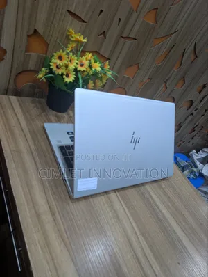 Laptop HP EliteBook 655 G9 16GB Intel Core i7 SSD 512GB