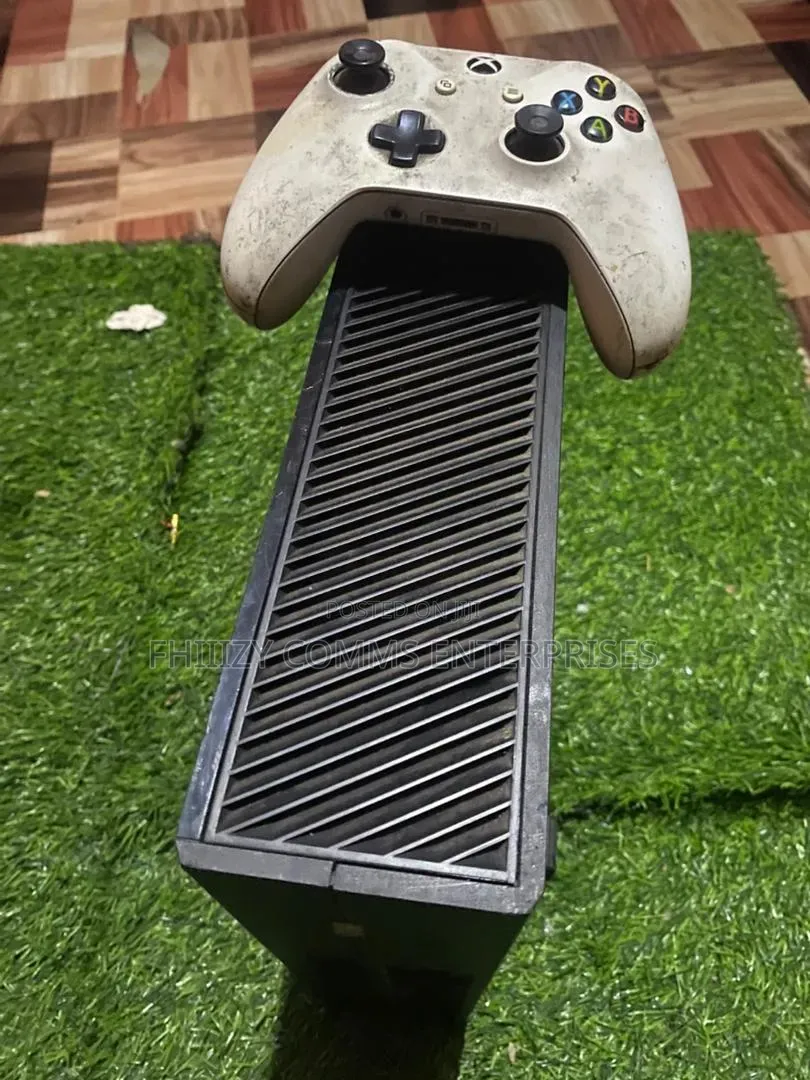 Game Console
