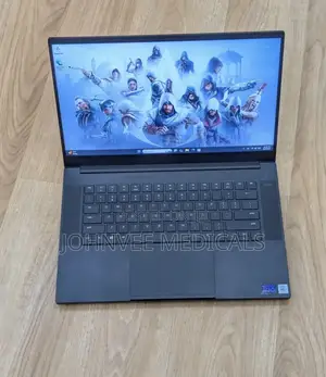New Laptop Razer Blade 32GB Intel Core i7 SSD 512GB