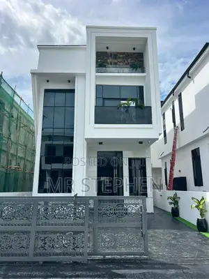 Furnished 5bdrm Bungalow in Chevron for sale