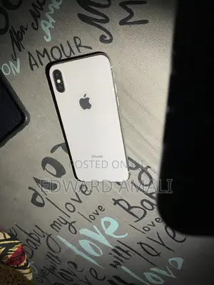 Apple iPhone X 64 GB White