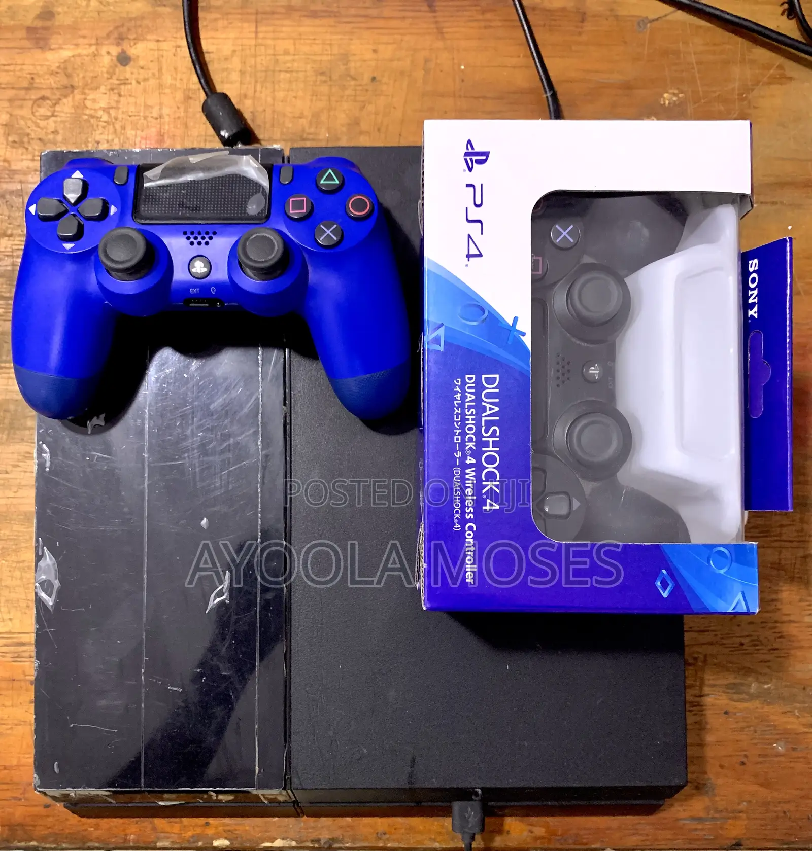 Ps4 With Two Pads