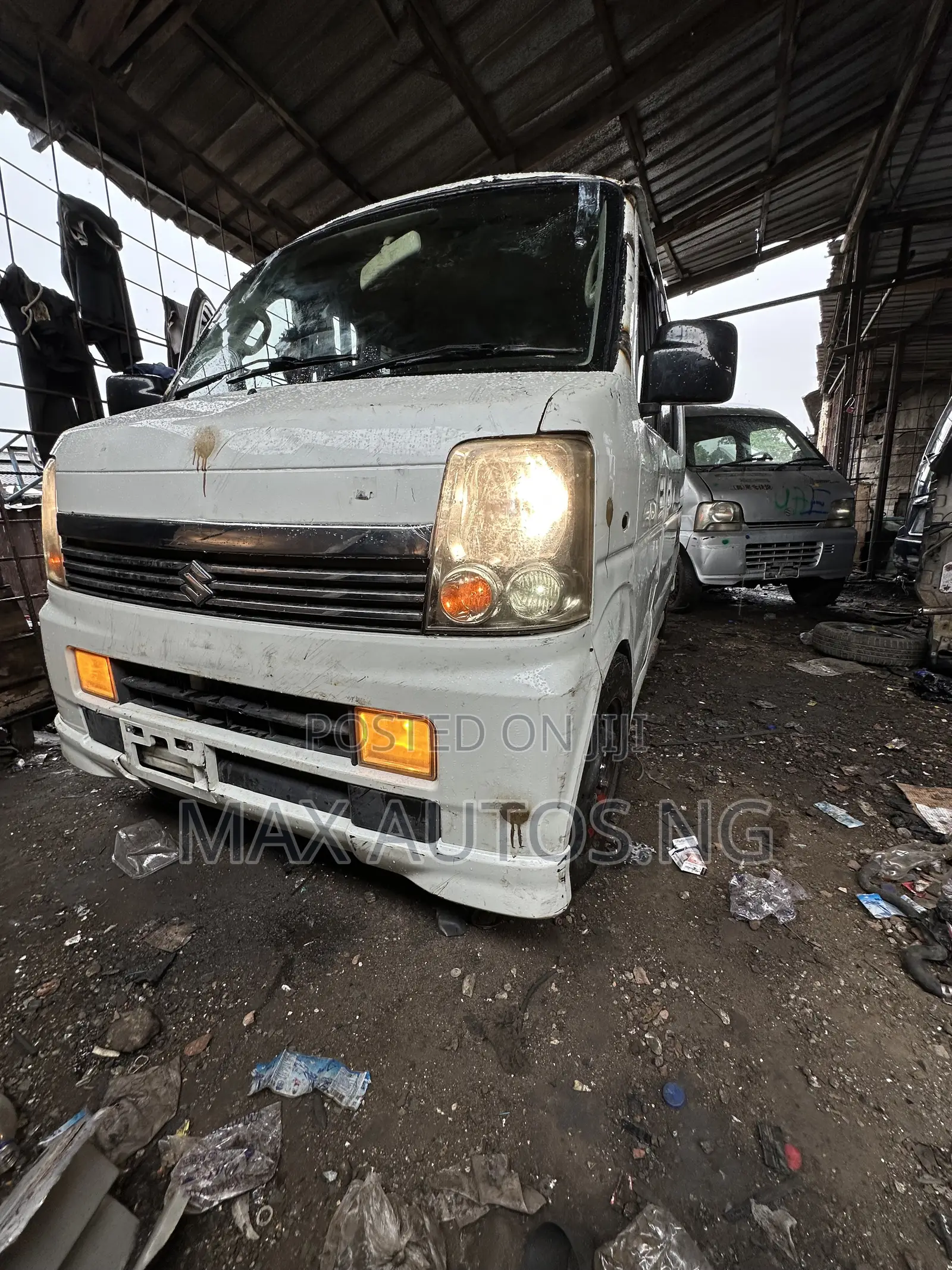 Suzuki Every 2012 White
