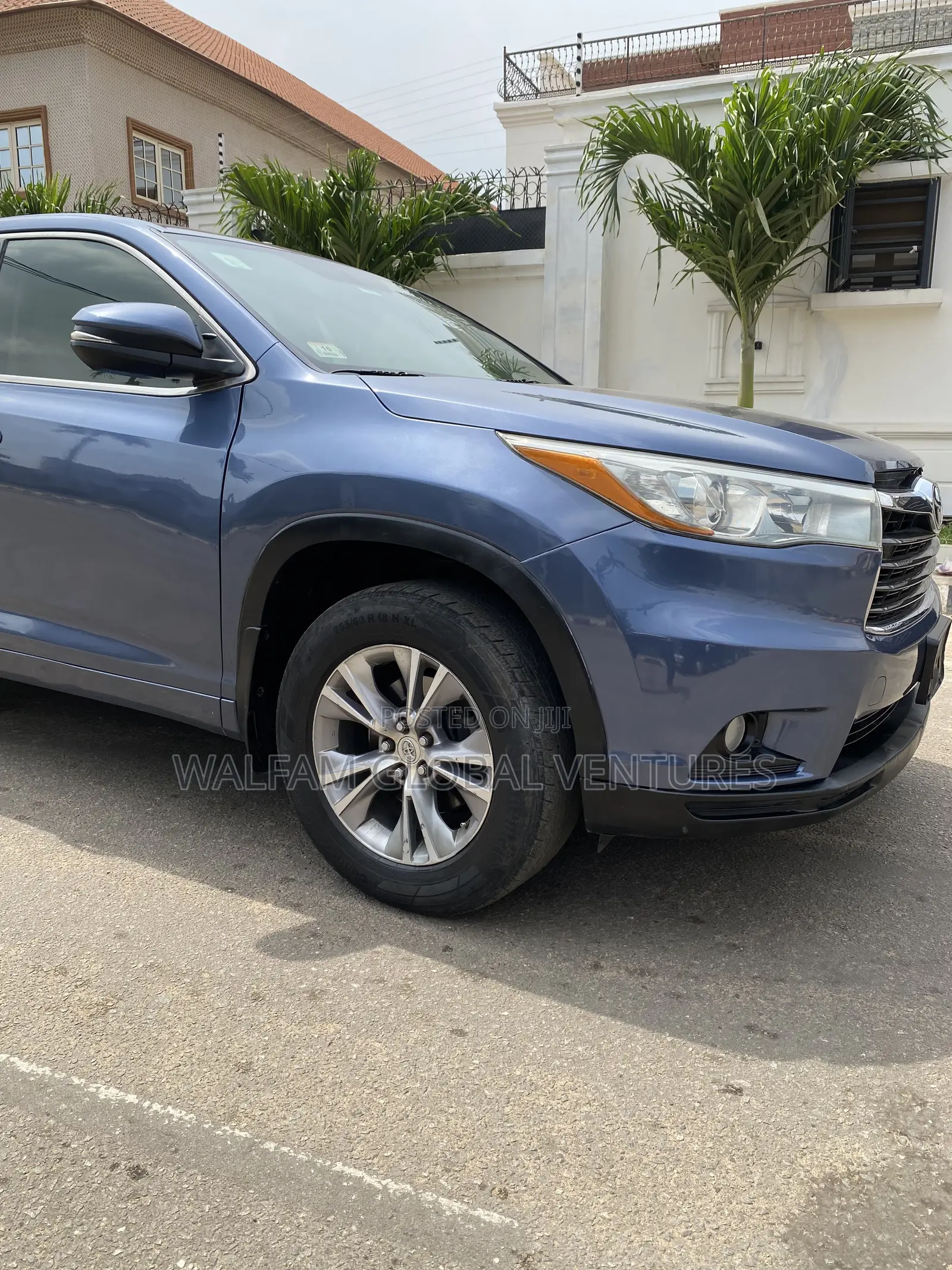 Toyota Highlander 2015 Blue