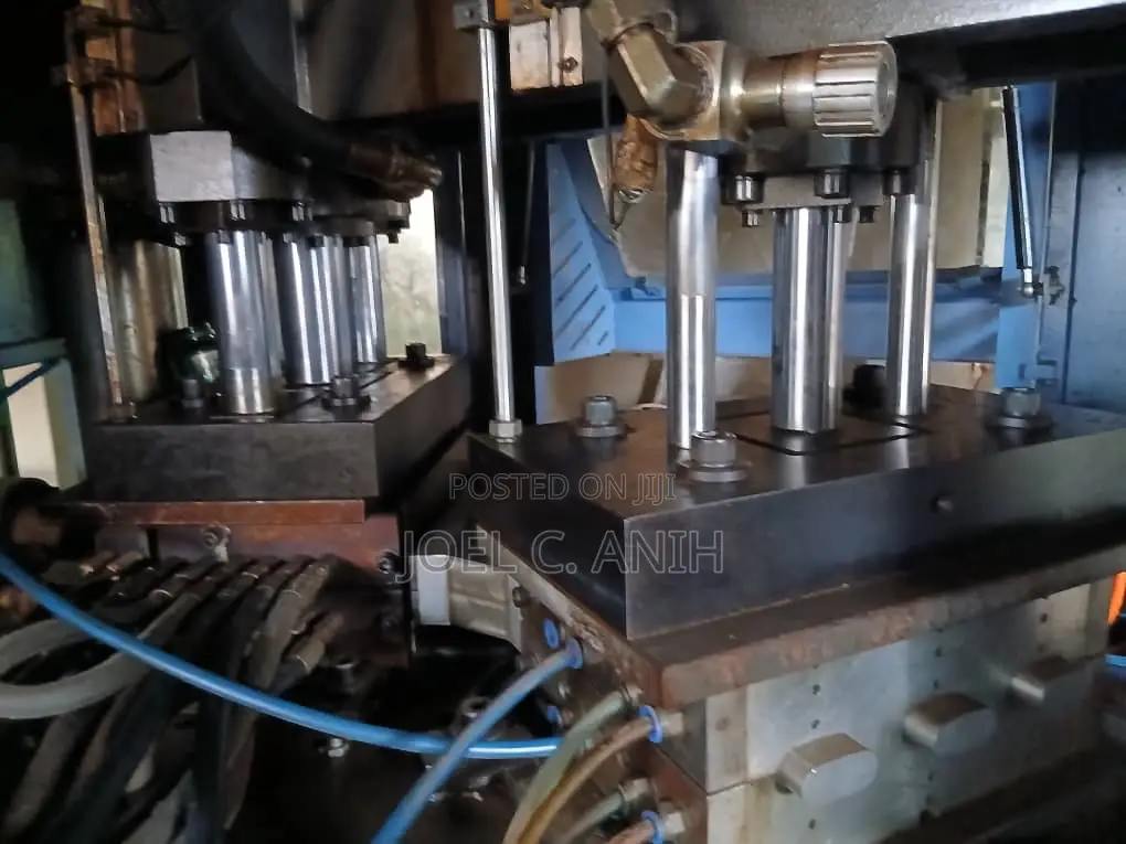 Injection Blowing Molding Machine (Ibm)