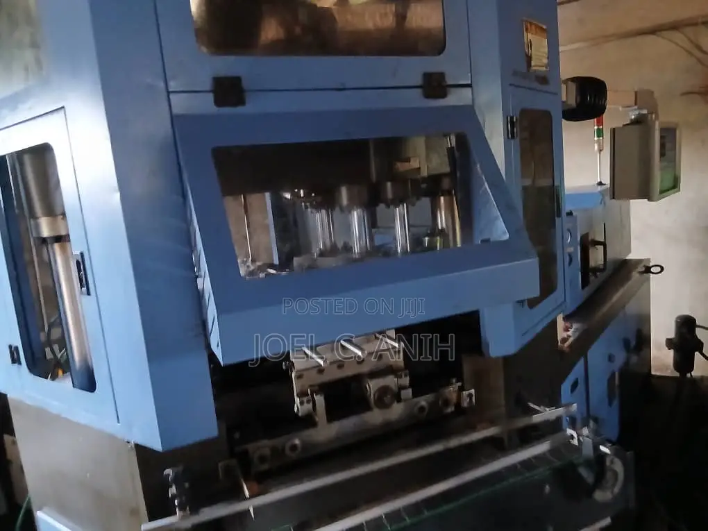 Injection Blowing Molding Machine (Ibm)