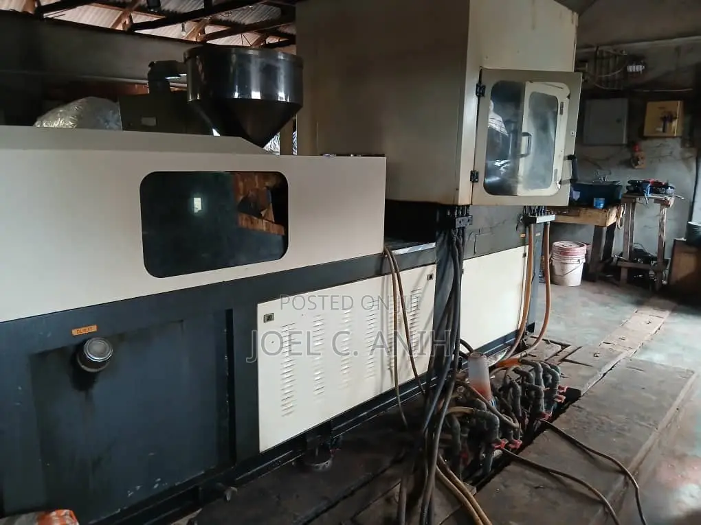 Injection Blowing Molding Machine (Ibm)