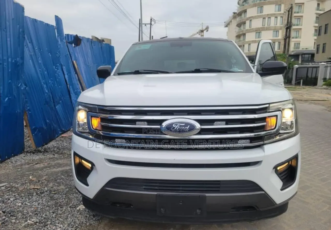 Ford Expedition Max 2018 White