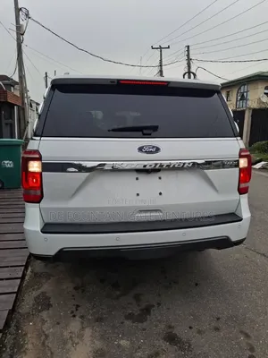 Ford Expedition Max 2018 White