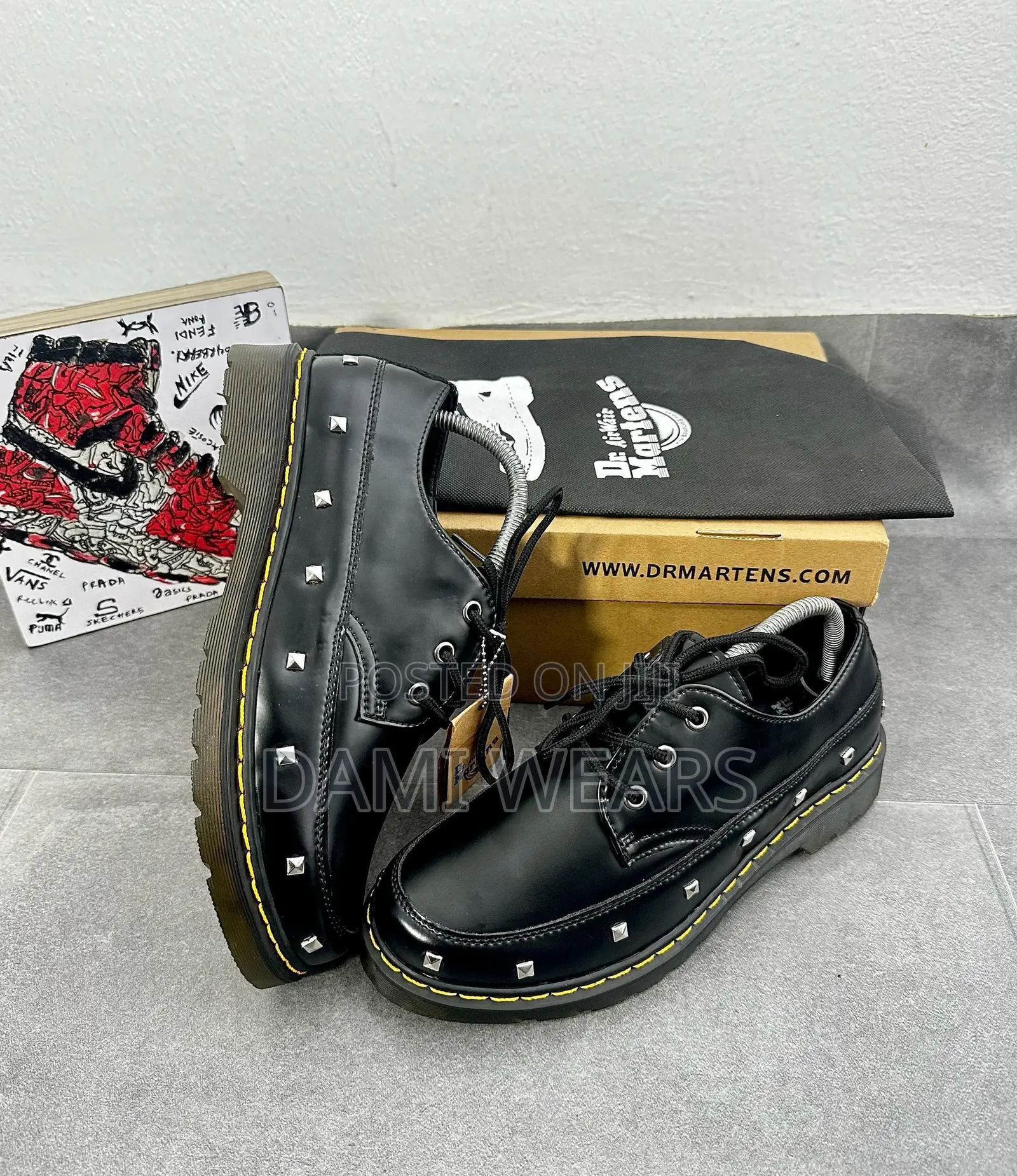 Dr Martens Stud