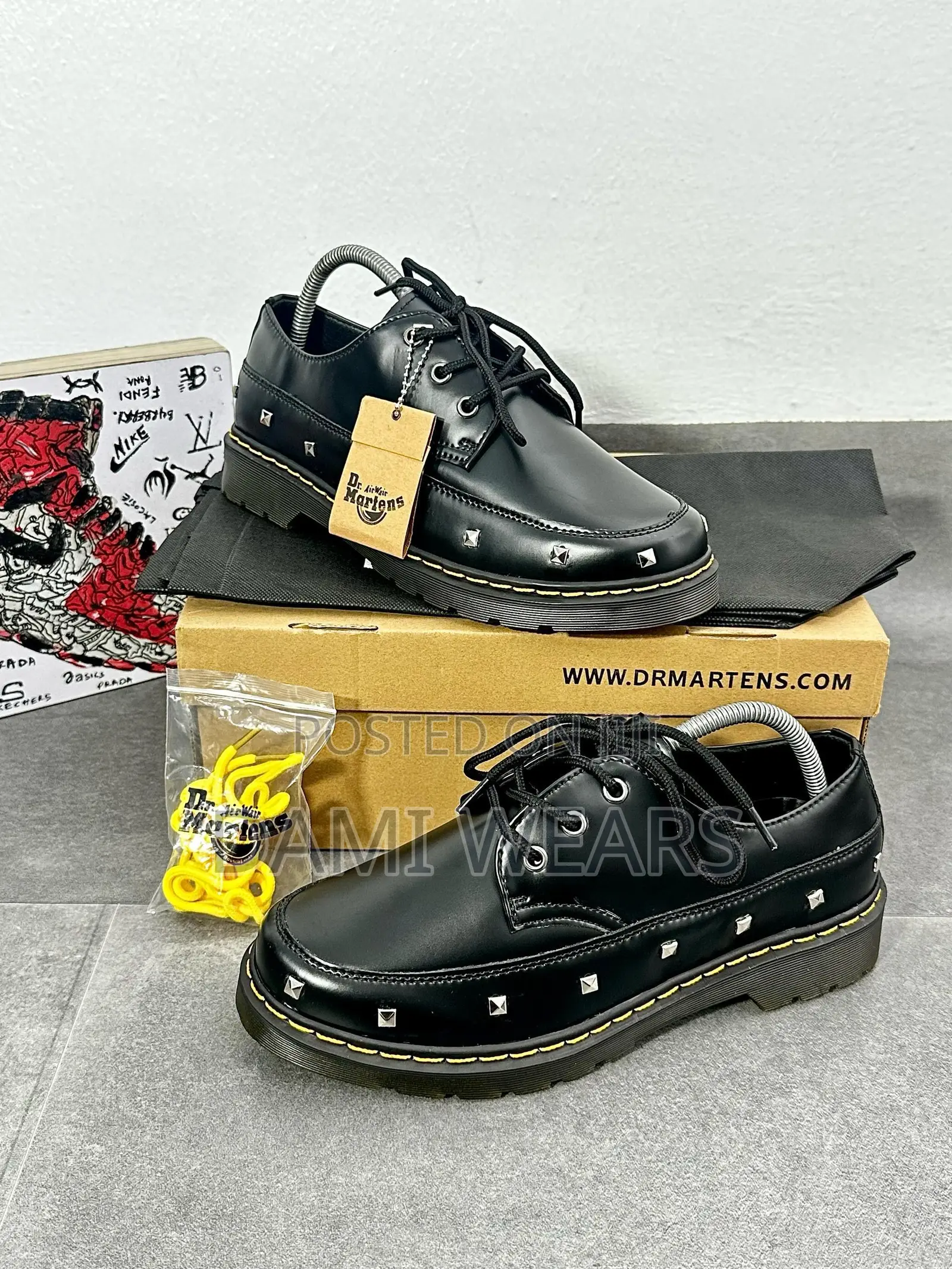 Dr Martens Stud