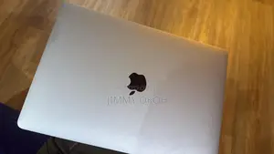 Laptop Apple MacBook Pro 2017 8GB Intel Core i5 SSD 500GB