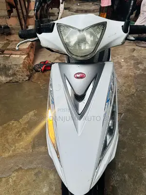 Kymco Agility 2019 White