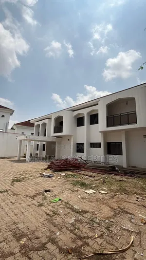 6bdrm Duplex in Maitama for rent
