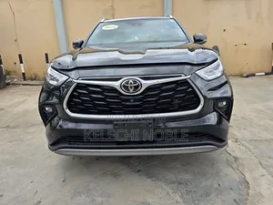 Toyota Highlander Platinum AWD 2023 Black