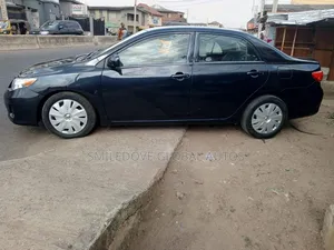Toyota Corolla 2013 Black