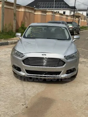 Ford Fusion Titanium 4dr Sedan AWD w/EcoBoost (2.0L 4cyl Turbo 6A) 2015 Silver 