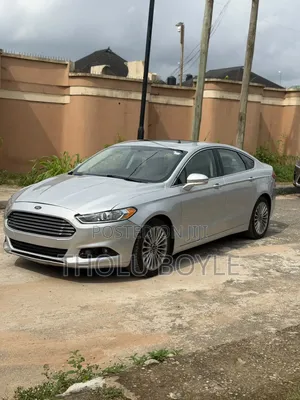 Ford Fusion Titanium 4dr Sedan AWD w/EcoBoost (2.0L 4cyl Turbo 6A) 2015 Silver 