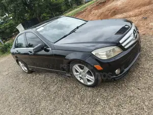 Mercedes-Benz C300 2010 Black