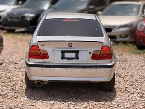 BMW 320i 2005 Silver