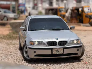 BMW 320i 2005 Silver