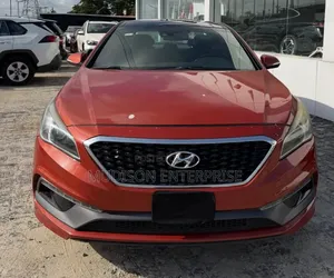 Hyundai Sonata Sport 2.0T Sedan FWD (2.0L 4cyl 6A) 2016 Red