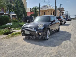 Mini Cooper 2016 Black
