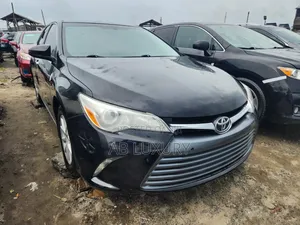 Toyota Camry LE 4dr Sedan (2.5L 4cyl 6A) 2017 Black