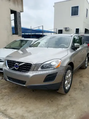Volvo XC60 T6 AWD 2012 Gold