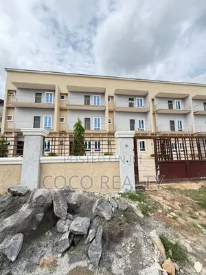 4bdrm Duplex in Kaura for sale