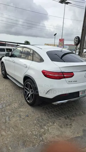 Mercedes-Benz GLE-Class 2016 White