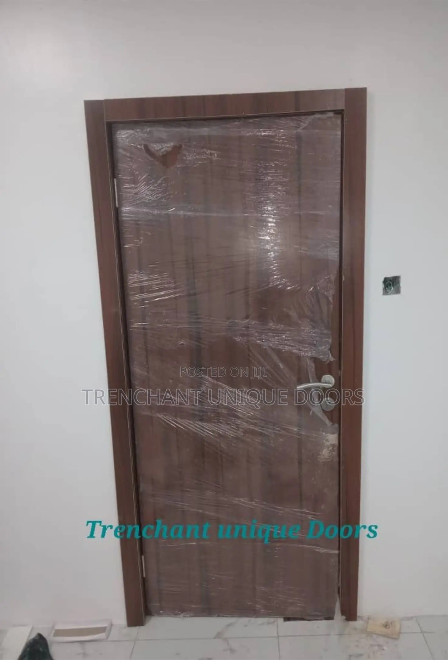 Hdf Door With Aluminum Crome