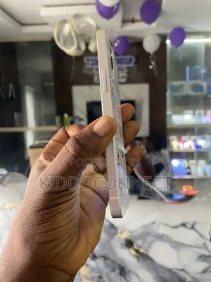 Apple iPhone 12 64 GB White