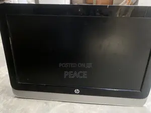 Desktop Computer HP AiO 22 4GB AMD Ryzen HDD+SSD 500GB