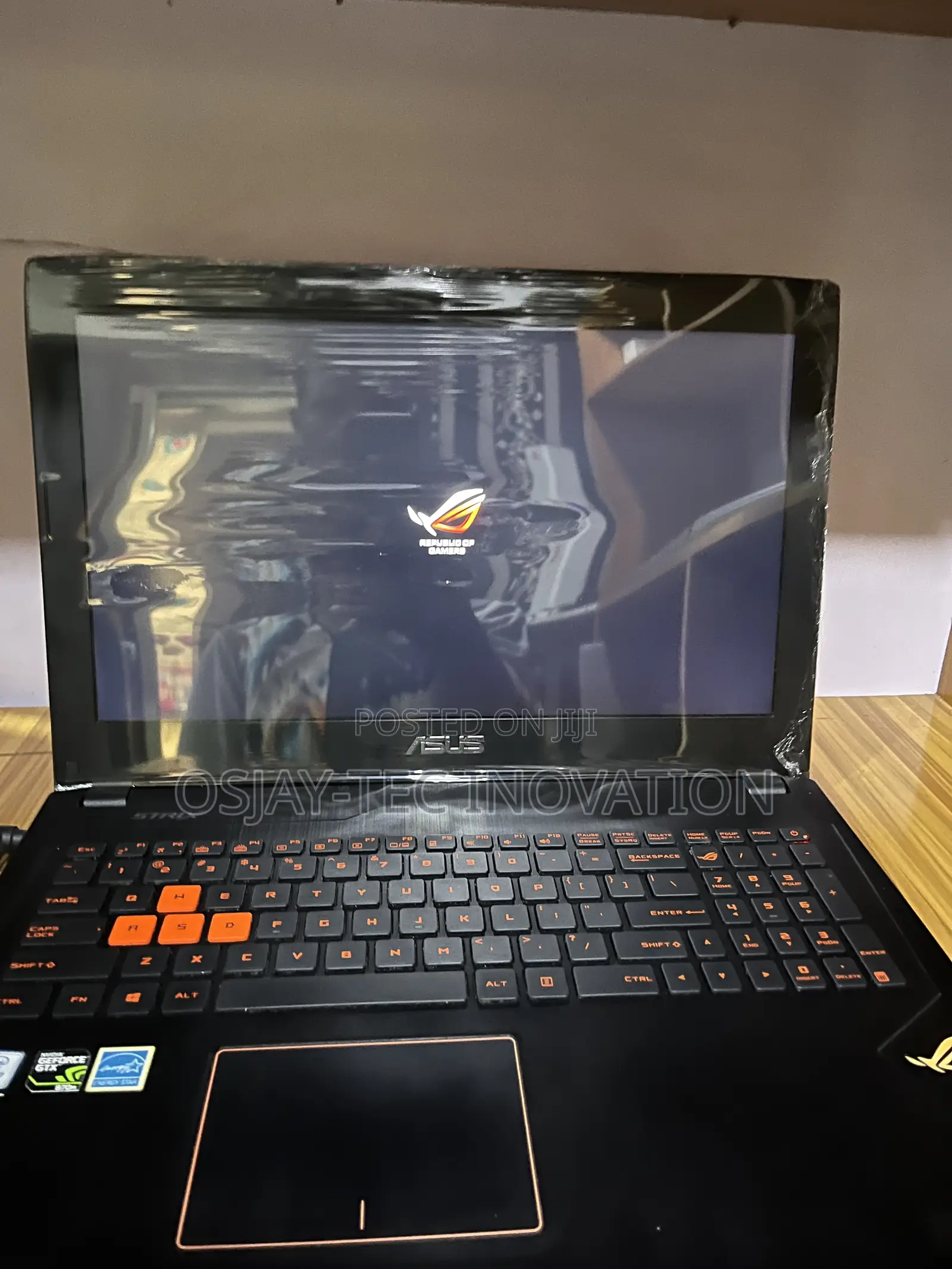 Laptop Asus ROG Strix GL503 24GB Intel Core i7 SSD 512GB