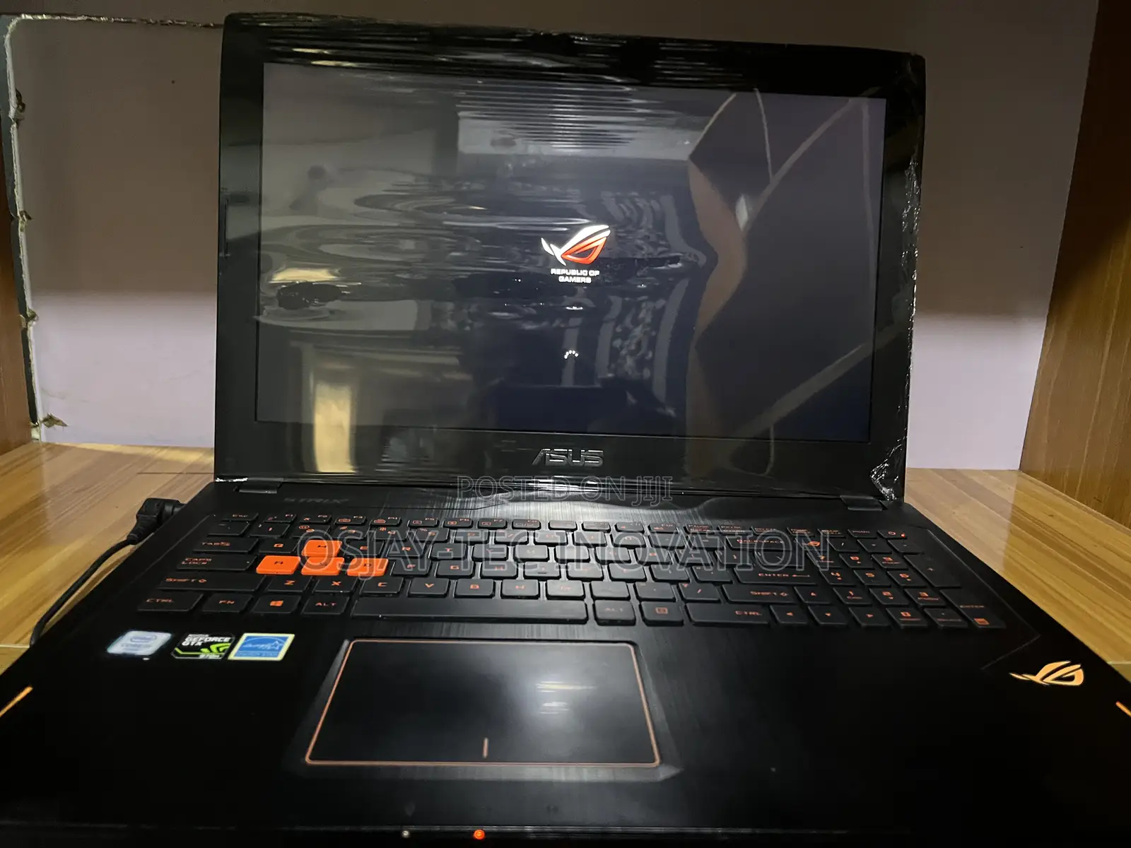 Laptop Asus ROG Strix GL503 24GB Intel Core i7 SSD 512GB