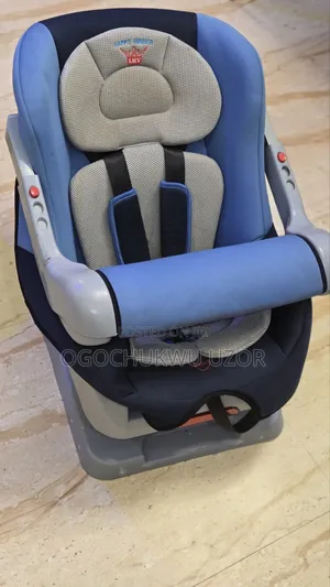 LMV Baby Car Seater