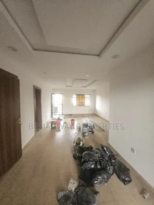 3bdrm Apartment in Magodo Phase1 for rent