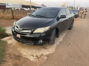 Toyota Corolla 2010 Black