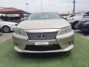 Lexus ES 2013 Gold