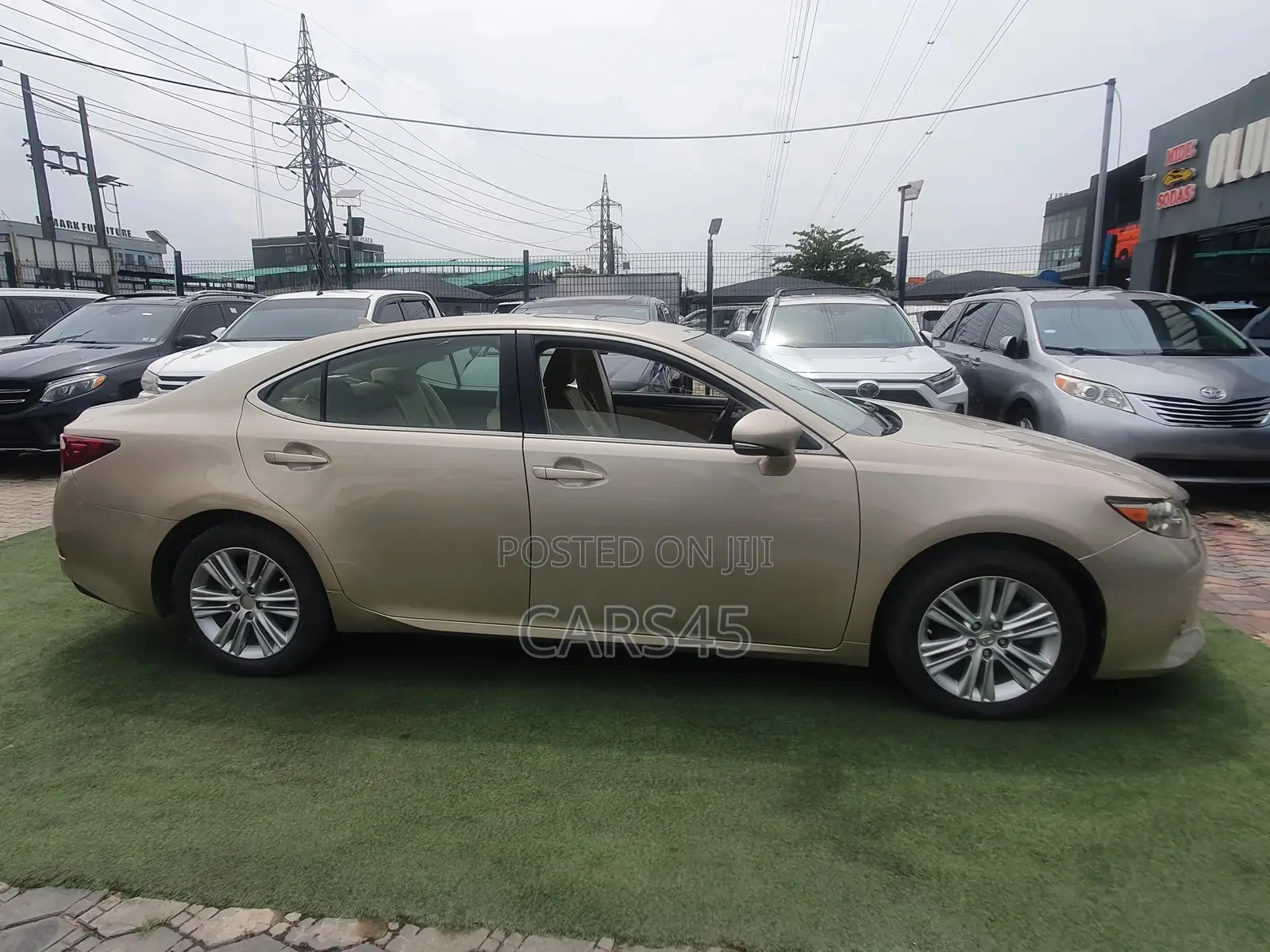 Lexus ES 2013 Gold