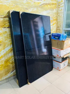480w Halfcut All Black Canadian Panel