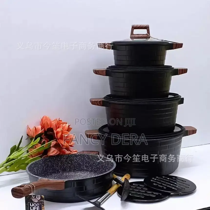 Non-Stick Pot