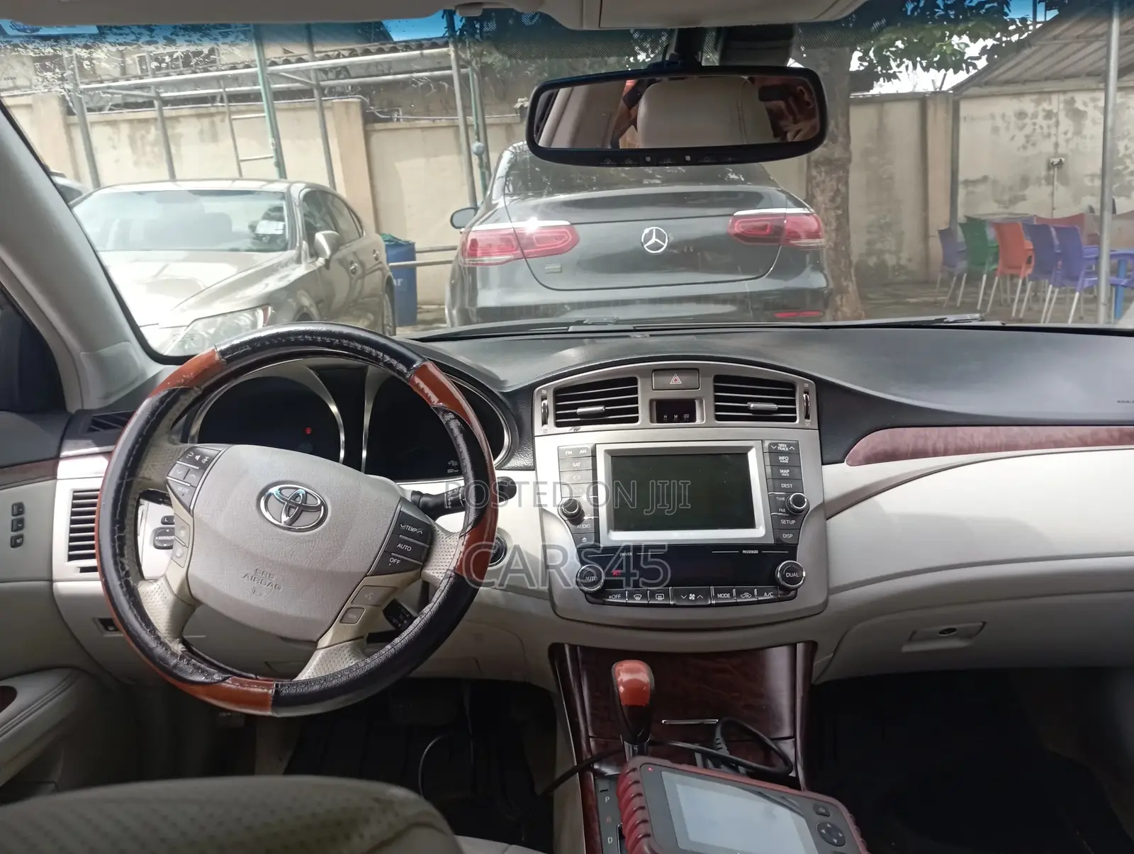 Toyota Avalon 2012 Gray