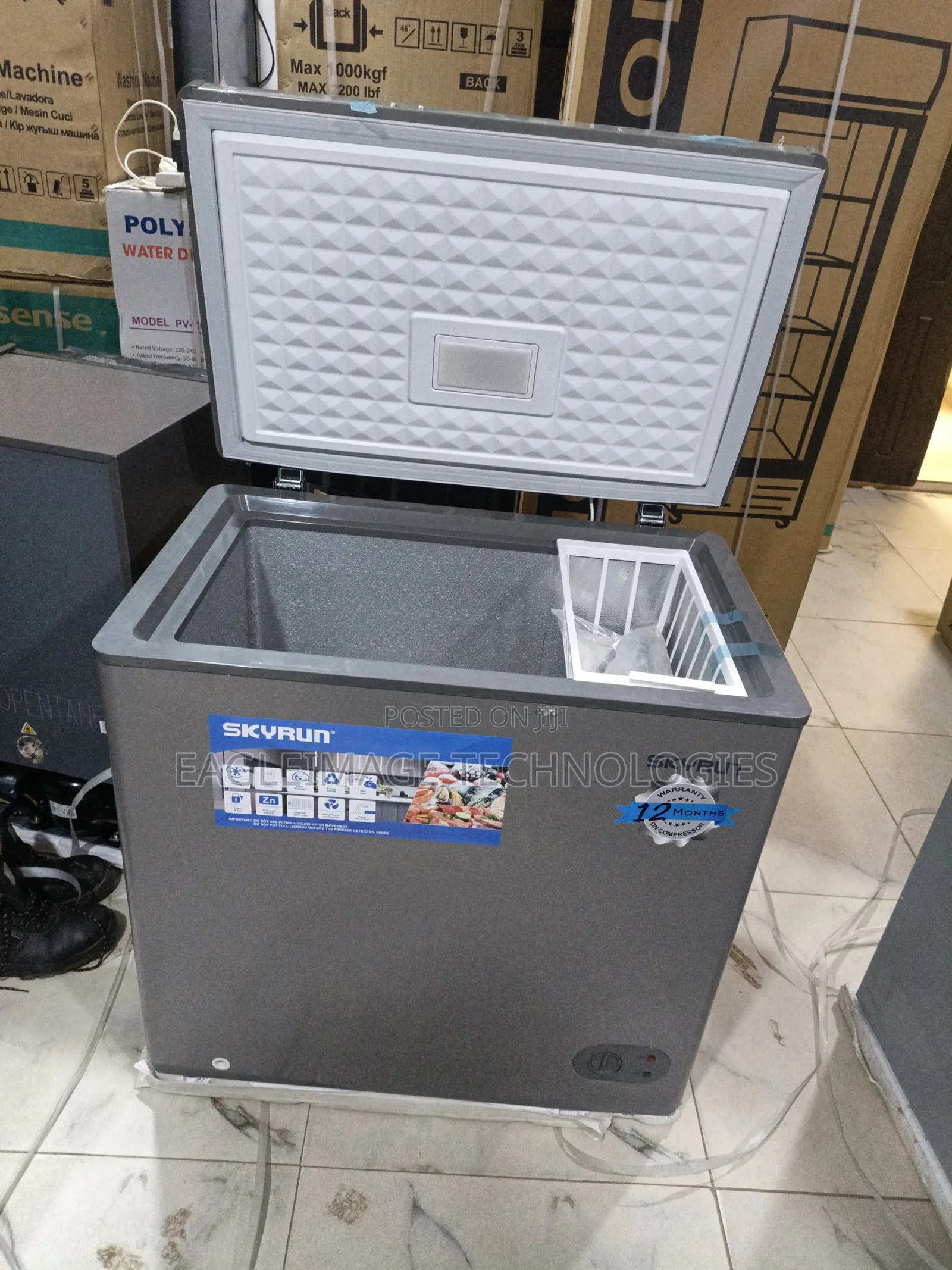Spacious Skyrun 155l Freezer for Commercial Needs
