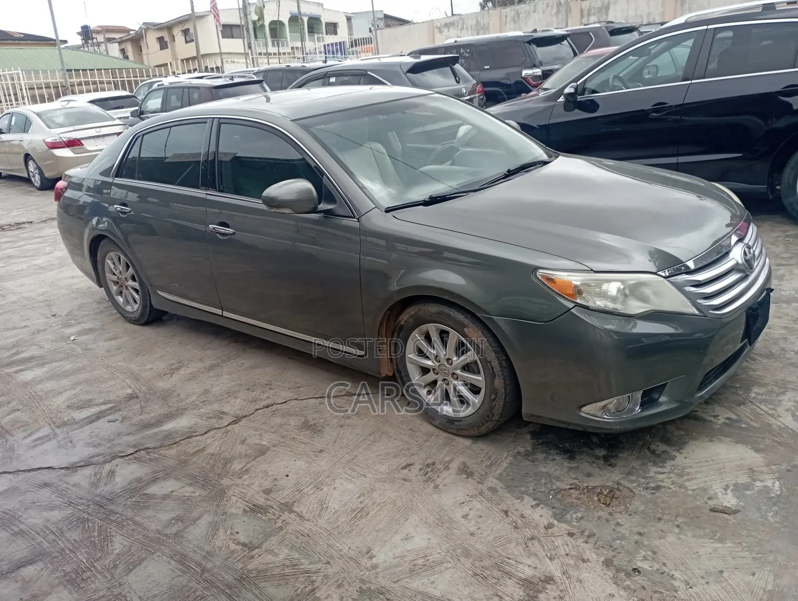 Toyota Avalon 2012 Gray