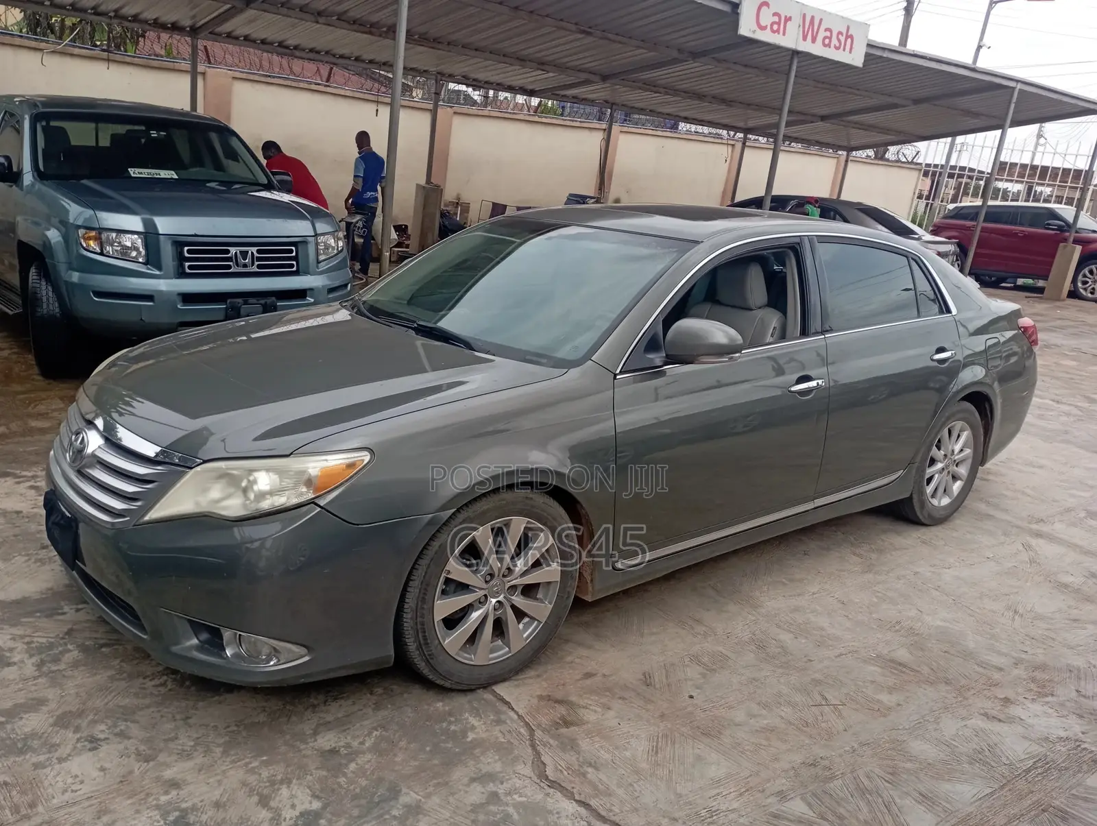 Toyota Avalon 2012 Gray