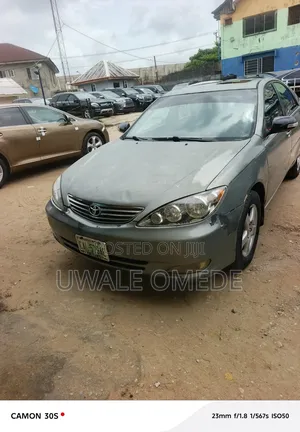 Toyota Camry 2004 Green